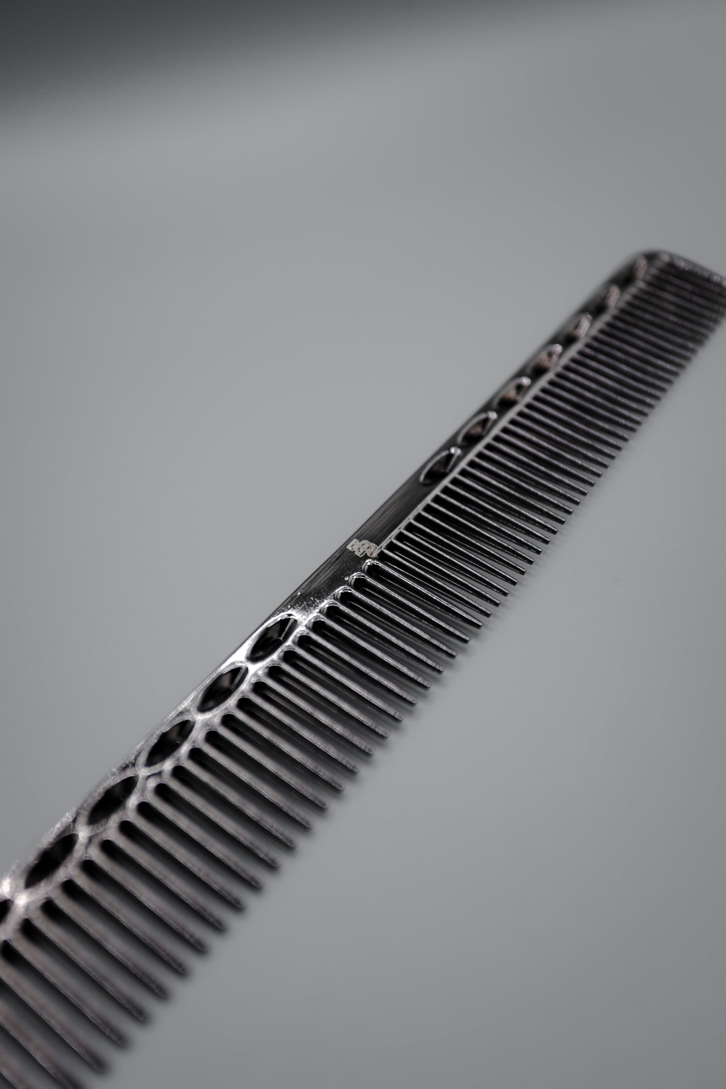 Onyx Black Collective Eb Metal Comb