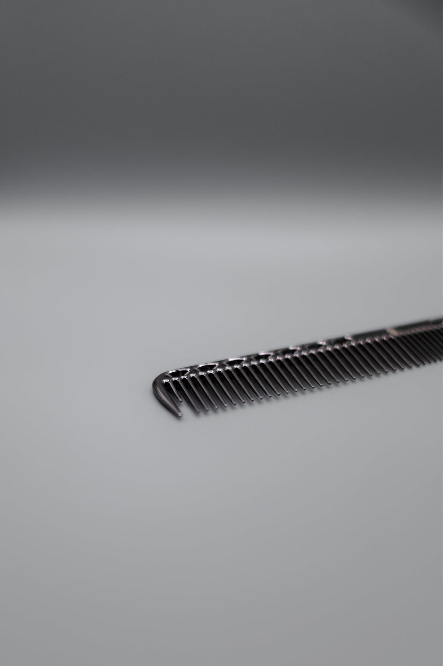 Onyx Black Collective Eb Metal Comb